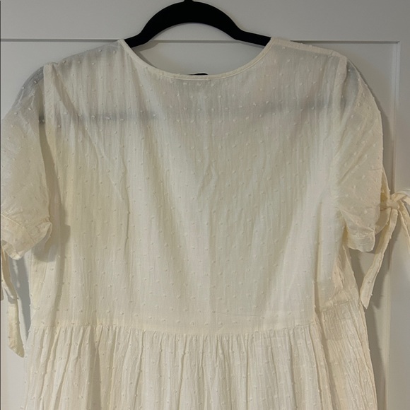 Madewell Swiss Dot Tie-Sleeve Tiered Midi Dress - Picture 11 of 11